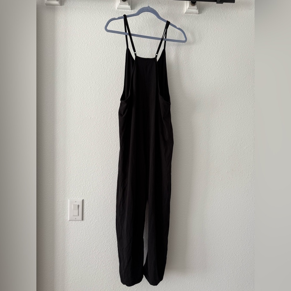 Fashion black romper EUC, cotton/spandex
Ready to go anywhere! - Picture 4 of 7